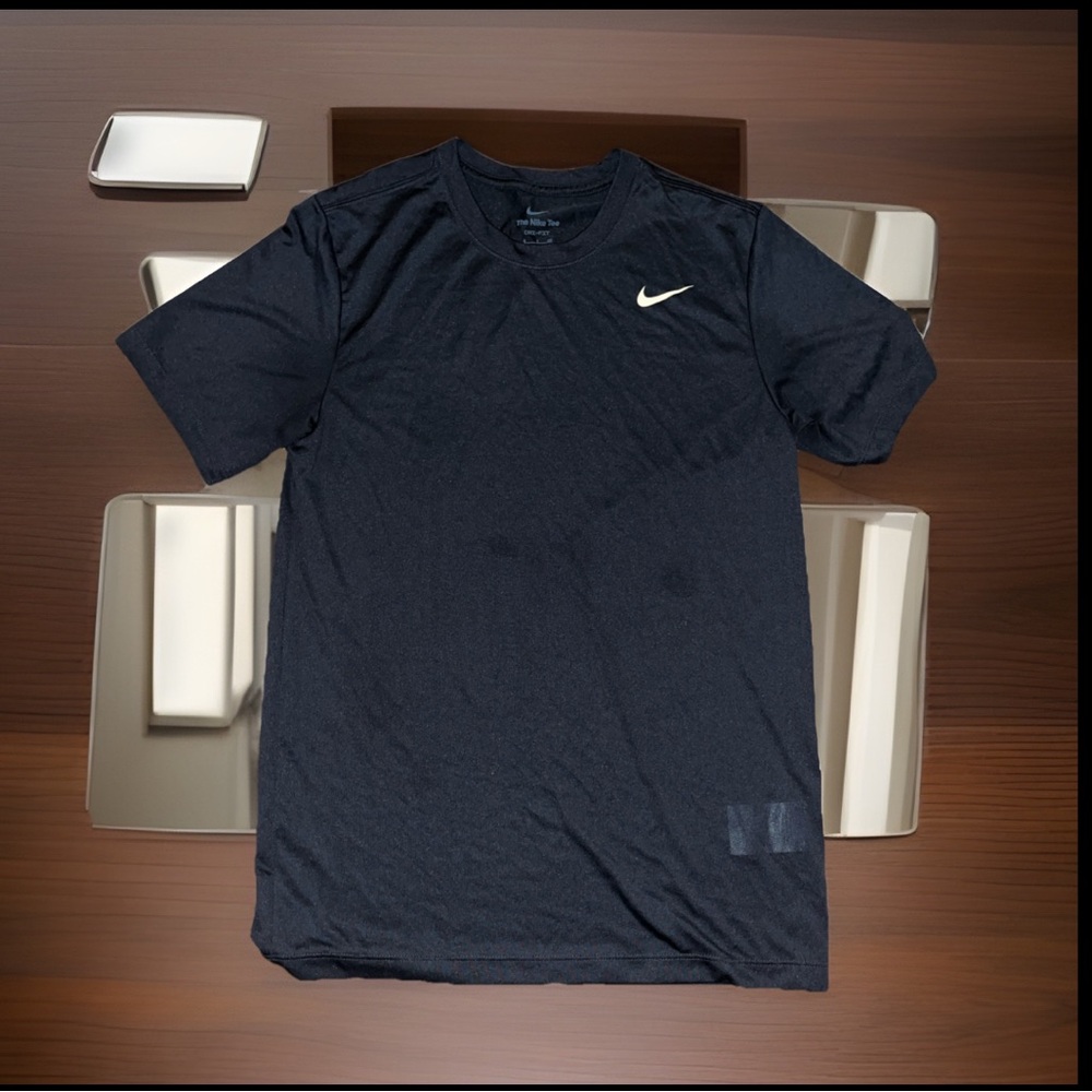 NIKE DRI-FIT LEGEND FITNESS TEE Updated Version Loose Chest Fit & Longer T-SHIRT